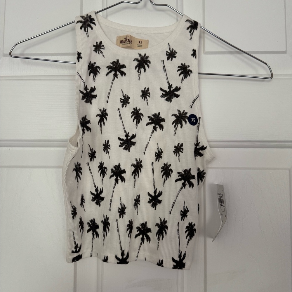 Hollister Black and White Crop Muscle Tee